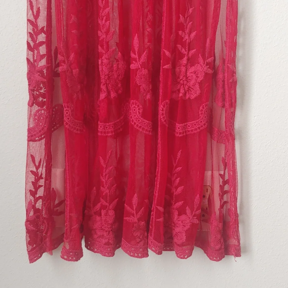 Red Lace V-Neck Women's Dress - Picture 7 of 14
